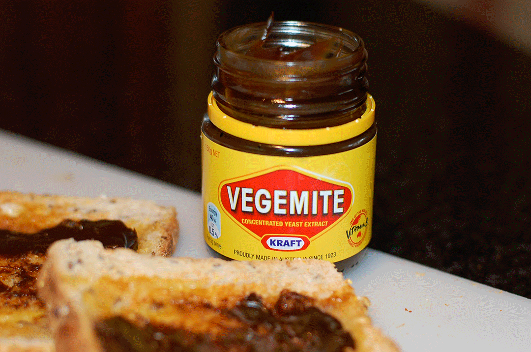 Món bơ Vegemite đặc trưng của nước Úc