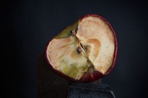 Ngâm trái cây trong ginger ale